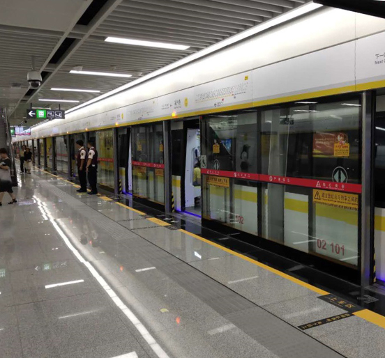 采用方大屏蔽门系统的南昌地铁2号线后通段开通试运营